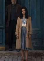Marie-Laure All the Light We Cannot See S01 Brown Coat