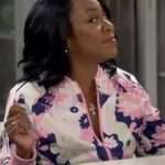 Tichina Arnold The Neighborhood S05 Floral Jacket