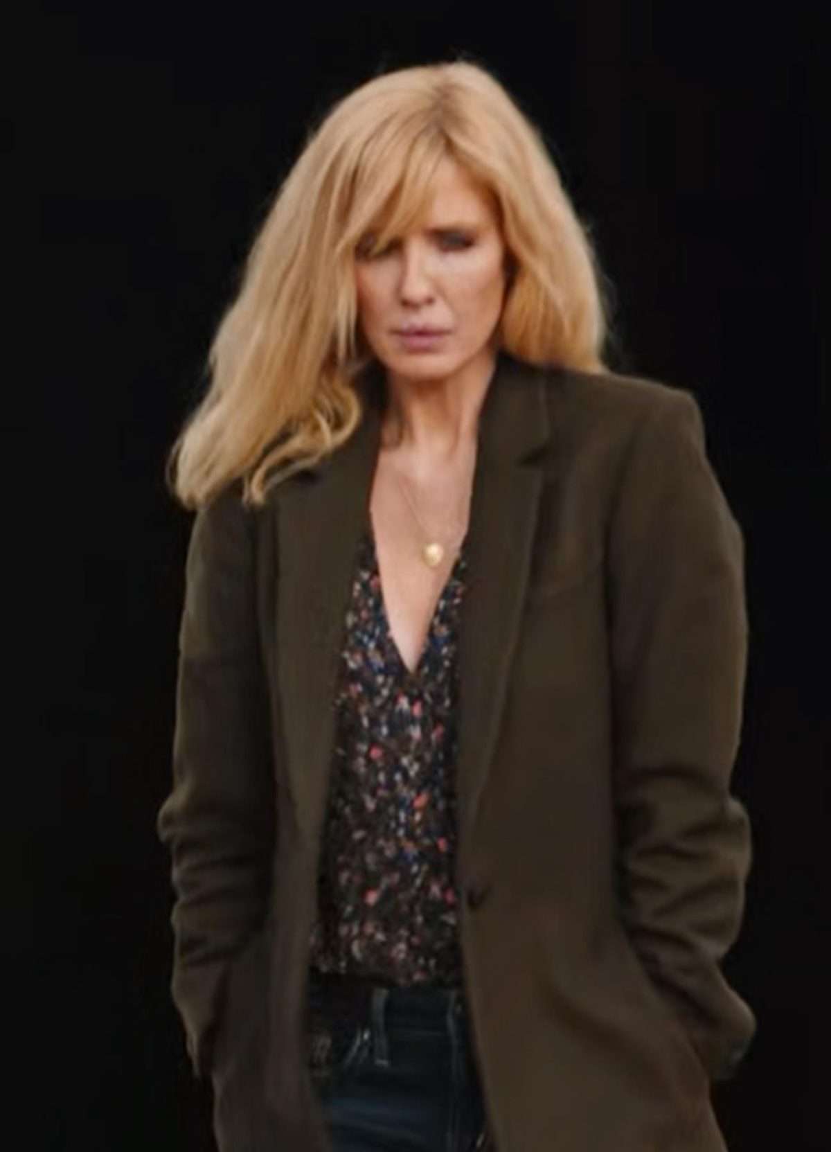 beth-dutton-yellowstone-brown-trench-coat-1200x1663-1.jpg Beth Dutton Yellowstone Brown Trench Coat - Image 1