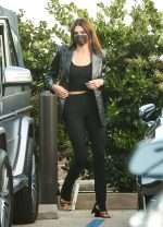 Kendall Jenner Black Leather Blazer - Image 5